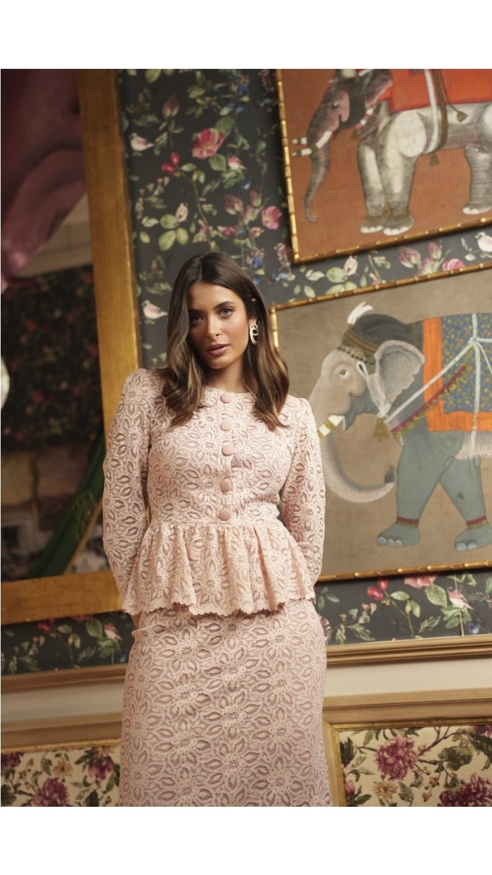 conjunto alanis nude