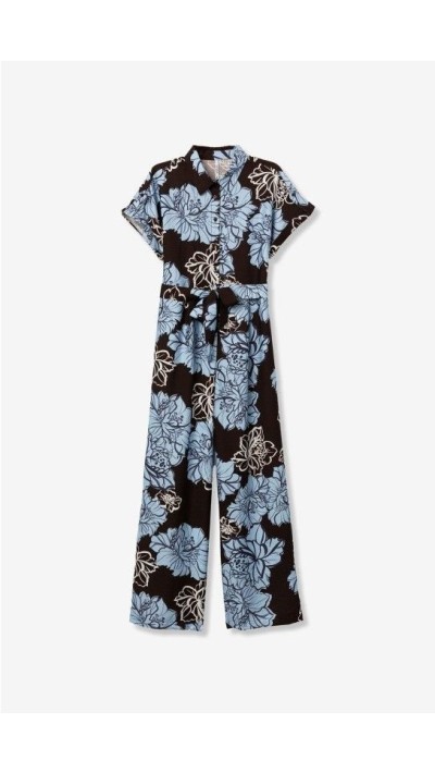 mono estampado flores fondo marrón choco y flores en azul 2