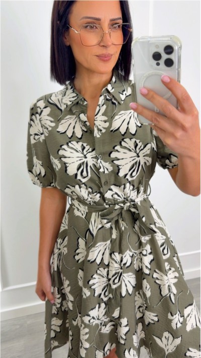 VESTIDO CAMISERO CORTO FONDO VERDE ESTAMPADO FLORES , CINTO DETALLE