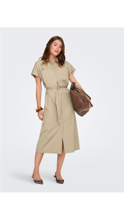 VESTIDO SAFARI DETALLE BOLSILLO PECHERA TELA GABARDINA BEIGE