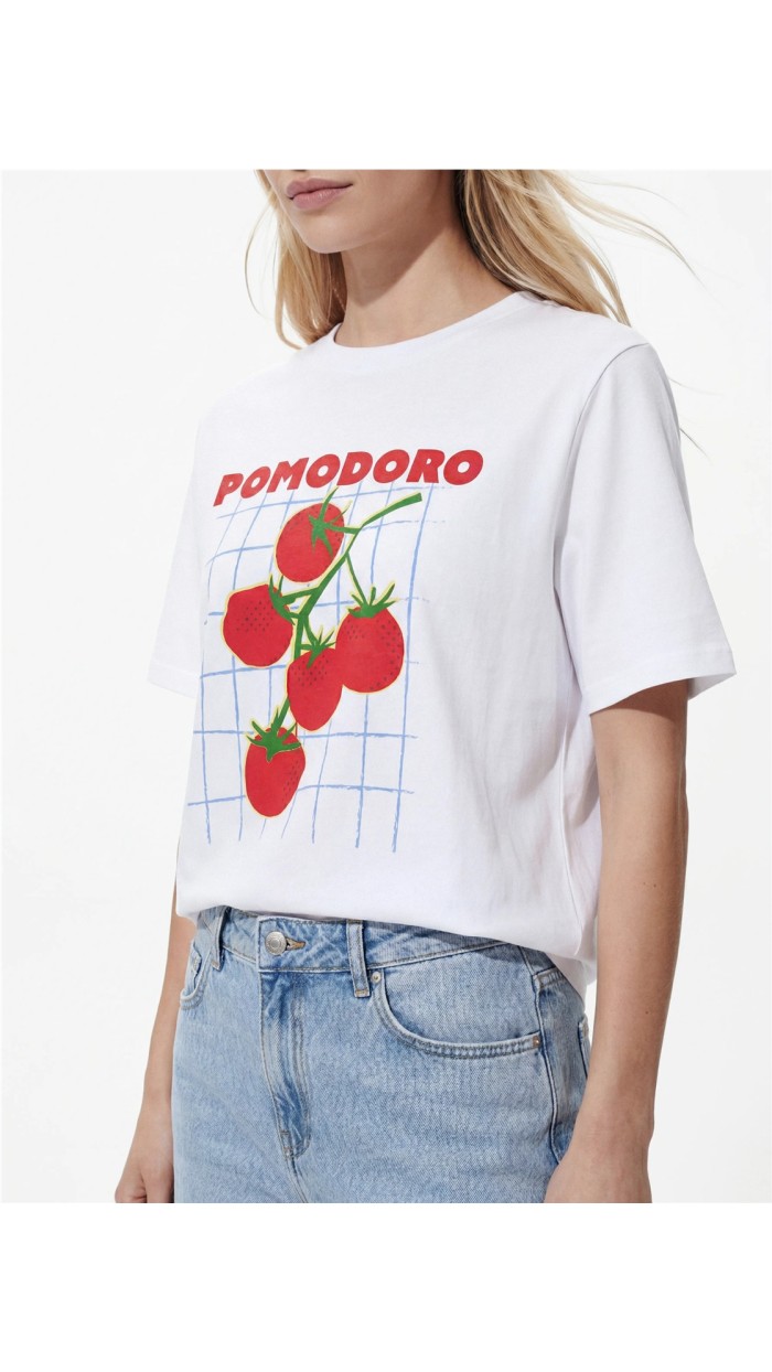 CAMISETA TOMATES EN RAMA