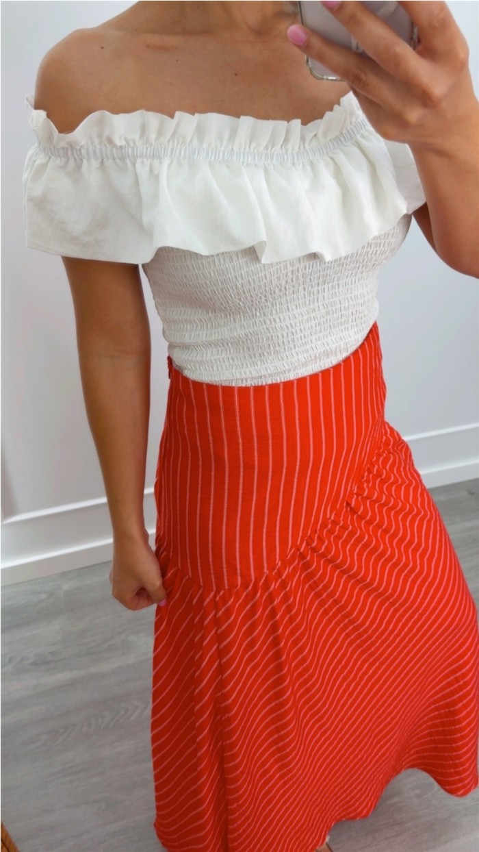 FALDA MIDI FONDO ROJO RAYAS BLANCAS