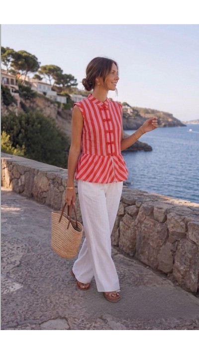 CHALECO BLUSA DETALLES BOTONES ROJO ROSA
