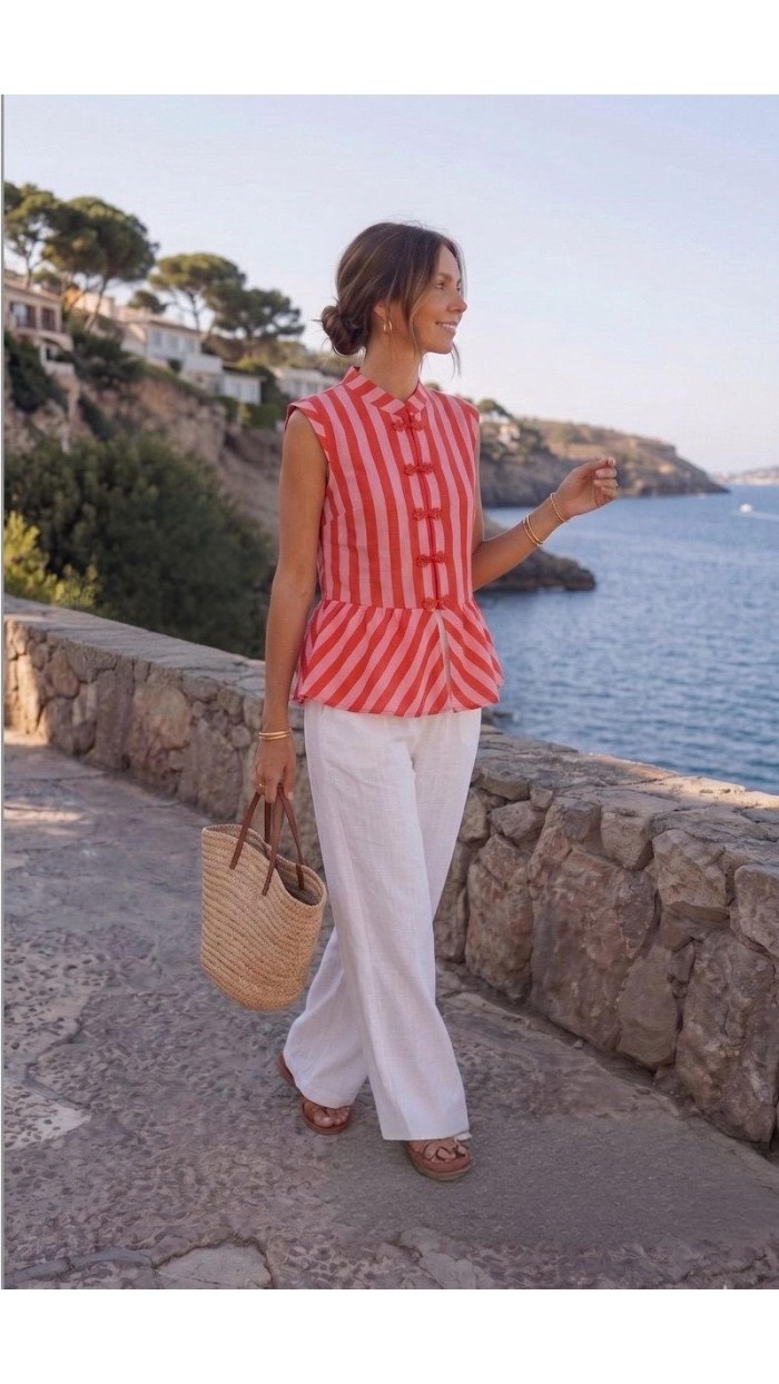 CHALECO BLUSA DETALLES BOTONES ROJO ROSA