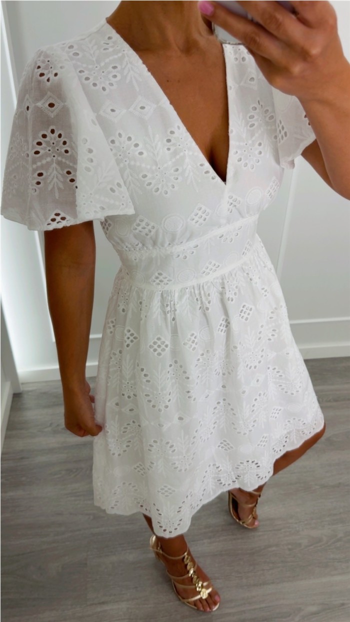 VESTIDO CORTO BLANCO BORDADO SUIZO