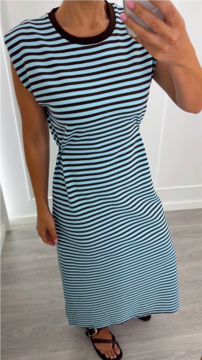 VESTIDO RAYAS CON DETALLE EN CINTURA, AZUL Y MARRÓN CHOCO Y ROSA Y BUR