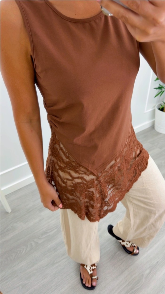CAMISETA SIN MANGA CENEFA PUNTILLA , NEGRO, MARRÓN Y BEIGE