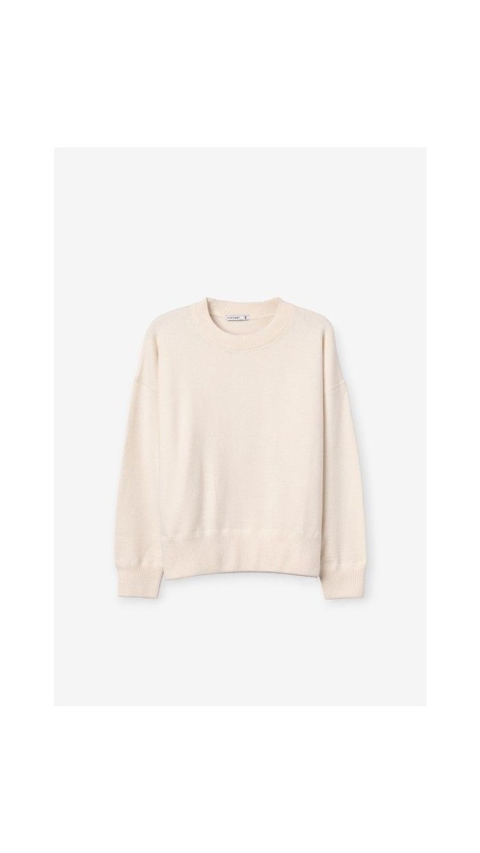 52% VISCOSE 28% POLYESTER 20% POLIAMIDE