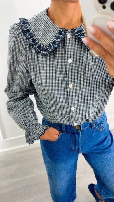 BLUSA CUELLOS CUADROS Y BORDADOS