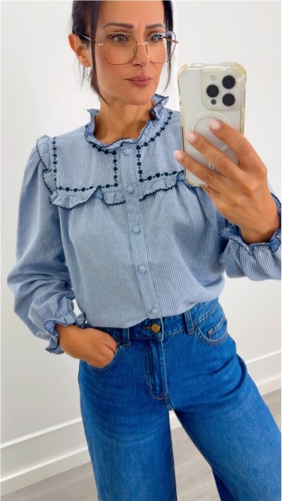 BLUSA RAYAS BORDADO CORAZONES AZUL 2