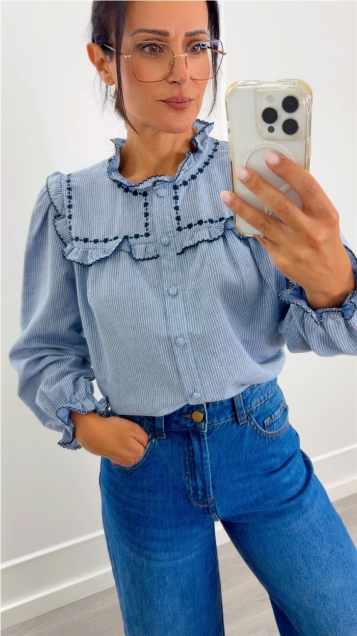 BLUSA RAYAS BORDADO CORAZONES AZUL