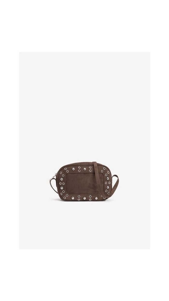 bolso bandolera marrón con detalles metal