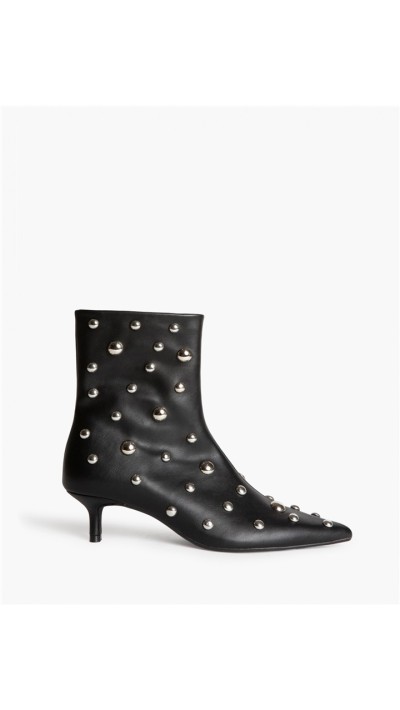 botin marrón tachuelas 2